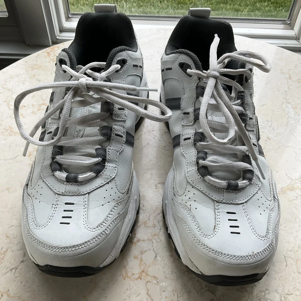Skechers Mens Vigor 2.0 51242EW White Sneakers Mens 9 Wide‎ Memory Foam Training